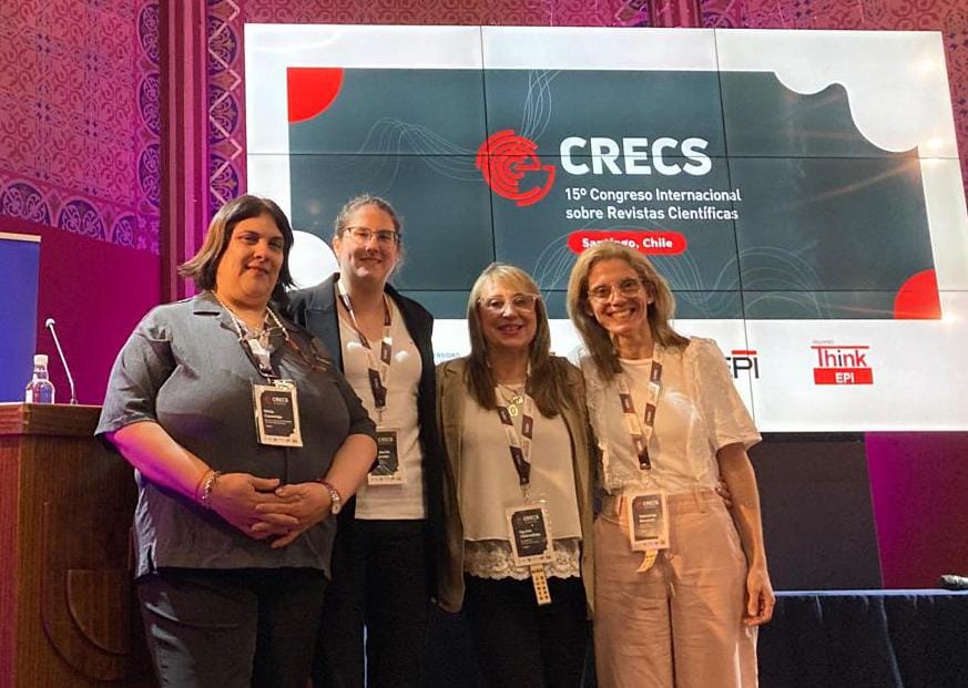 AURA presentó en CRECS 2025 el primer diagnóstico regional sobre la aplicación del estándar DOAS en revistas académicas uruguayas